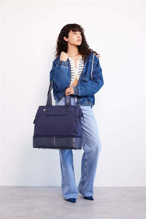 béis weekender